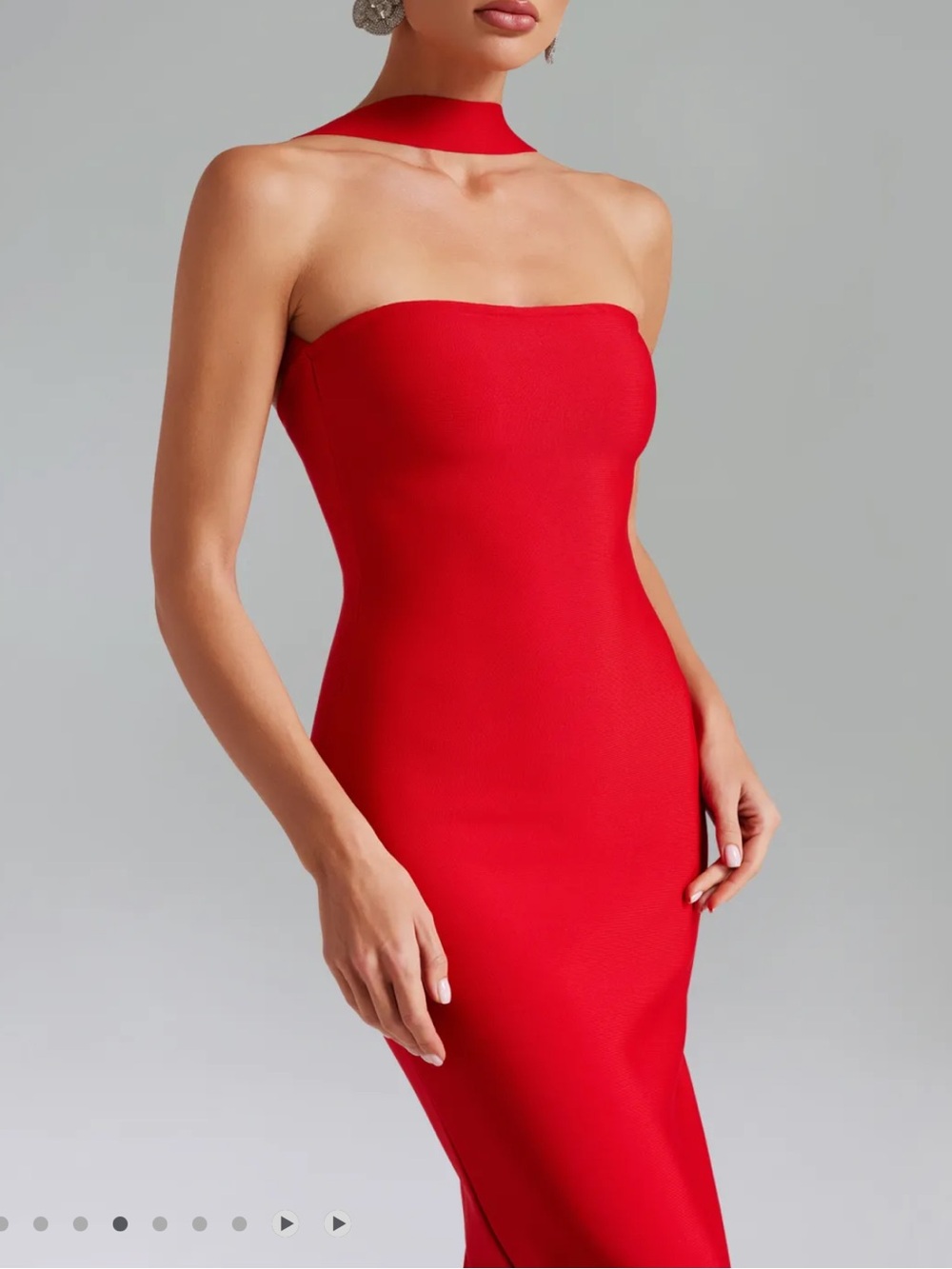 Red long dress - Picture 2 of 6
